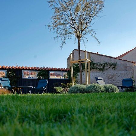 La Maison De Gaston Le Port des Barques Bagian luar foto